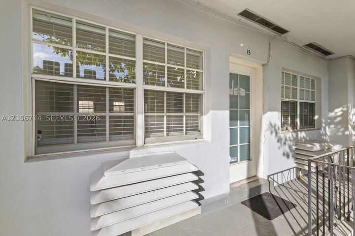 Property Photo:  1611 West Ave 15  FL 33139 