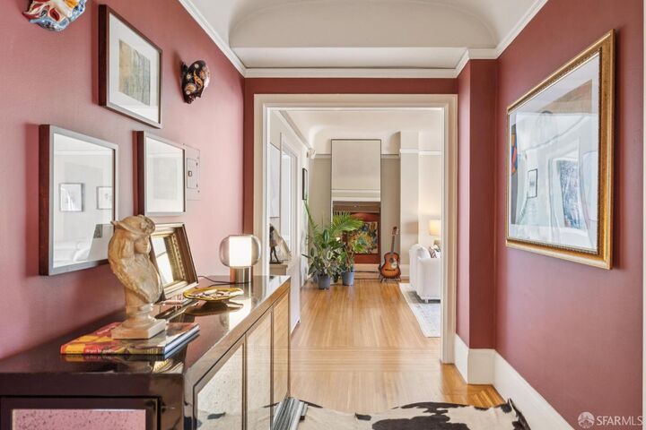Property Photo:  637 Powell Street 302  CA 94108 