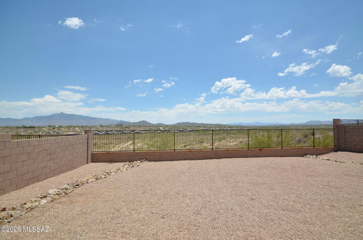 Property Photo:  12960 E Pantano View Drive  AZ 85641 