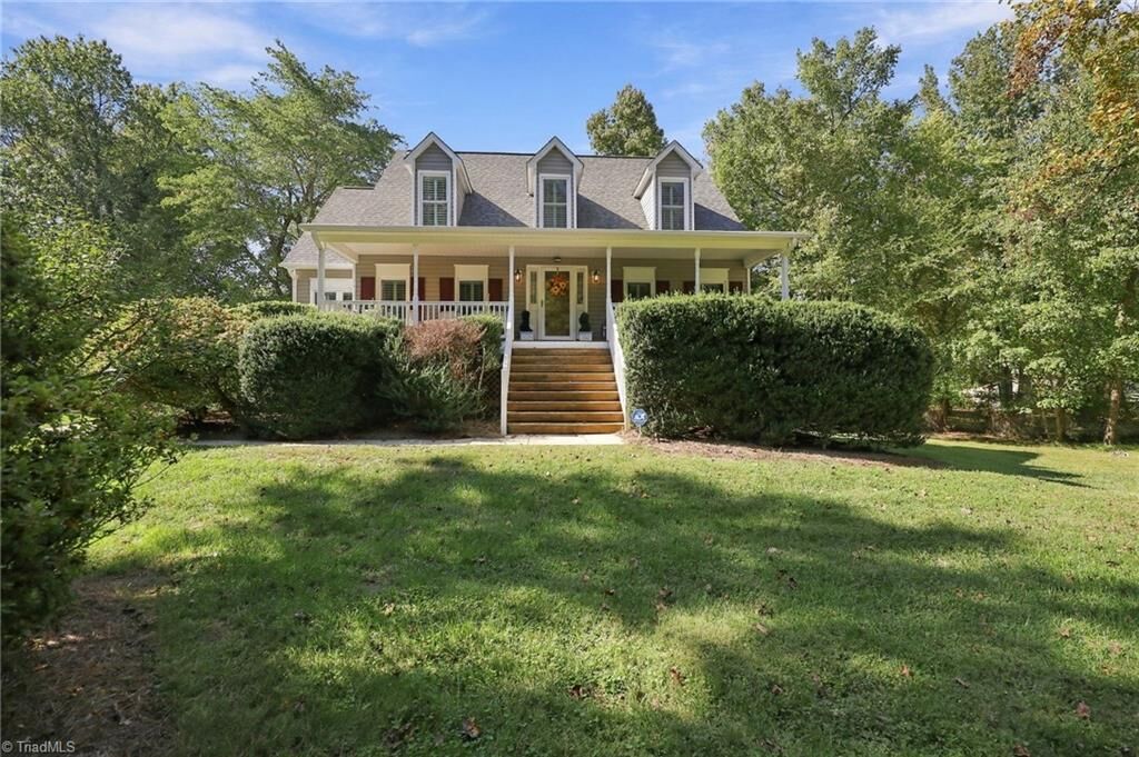 Property Photo:  4402 Southeast School Road  NC 27406 