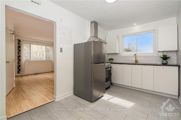 Property Photo: 108 Lebrun Street 4 ON K1L 5C9