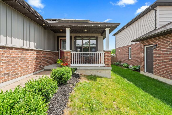 Property Photo:  38 Leesboro Trail  ON N0M 2P0 