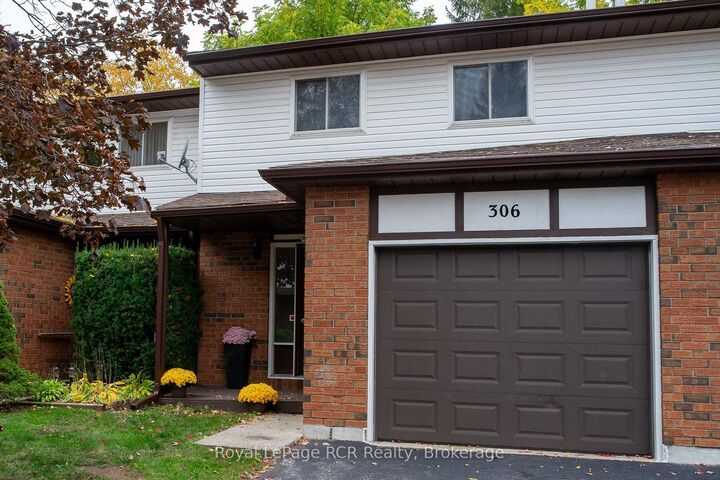 Property Photo:  306 Thomas Street  ON L0M 1S0 