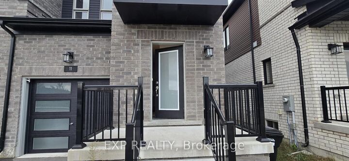 Property Photo:  11 Evergreen Terrace  ON L9J 0M6 