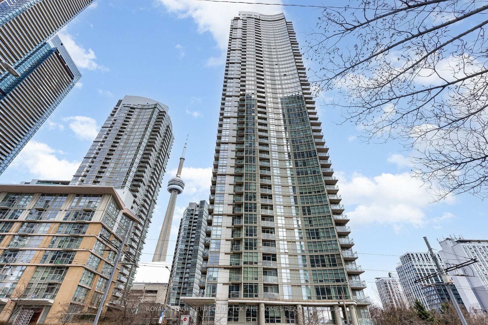 Property Photo:  35 Mariner Terrace 5303  ON M5V 3V9 