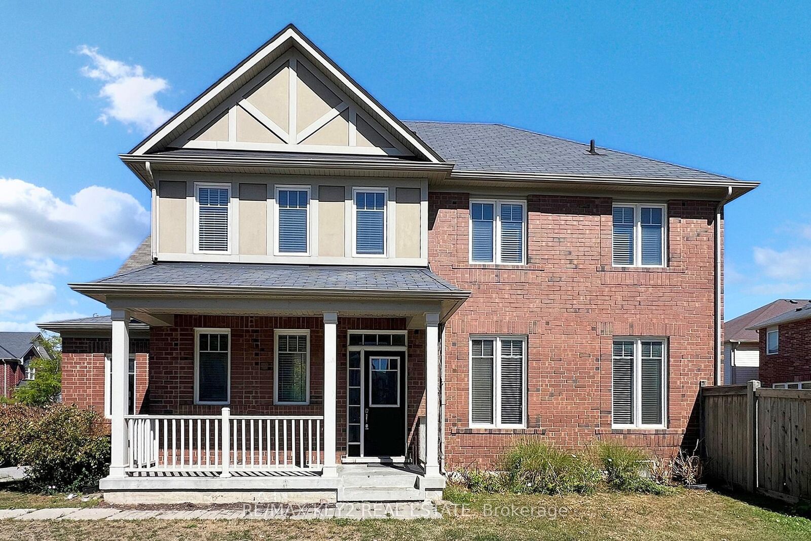 Property Photo:  1751 Hayden Lane Main  ON L1X 0A9 