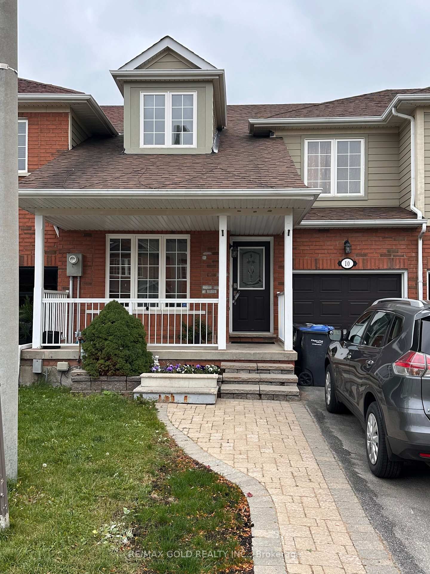 Property Photo:  10 Irene Crescent  ON L7A 2V3 