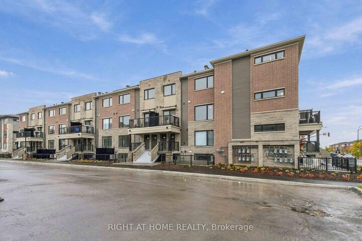 Property Photo:  201 Glenroy Gilbert Drive  ON K2J 5G3 