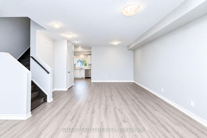 Property Photo:  19 Perenack Avenue  ON L3C 2C6 