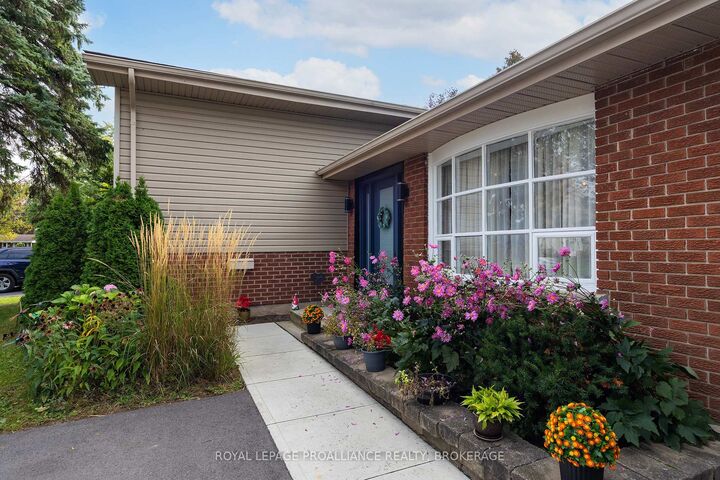 Property Photo:  195 Belmont Avenue  ON K7M 4T3 