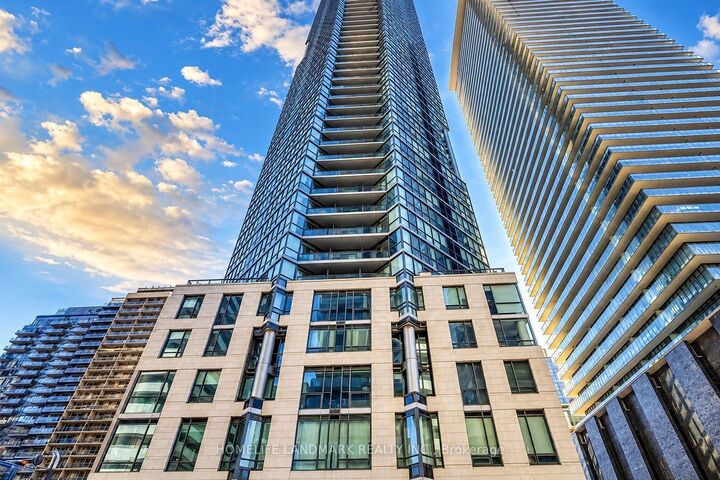 Property Photo:  45 Charles Street E 2803  ON M4Y 1S2 