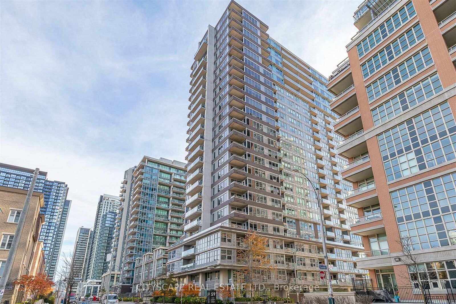 Property Photo:  59 East Liberty Street 1005  ON M6K 3R1 