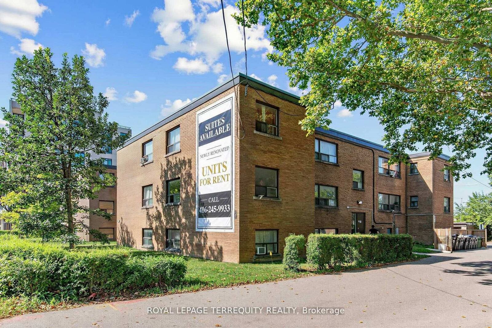 Property Photo:  2550 Keele Street 103  ON M6L 2N8 