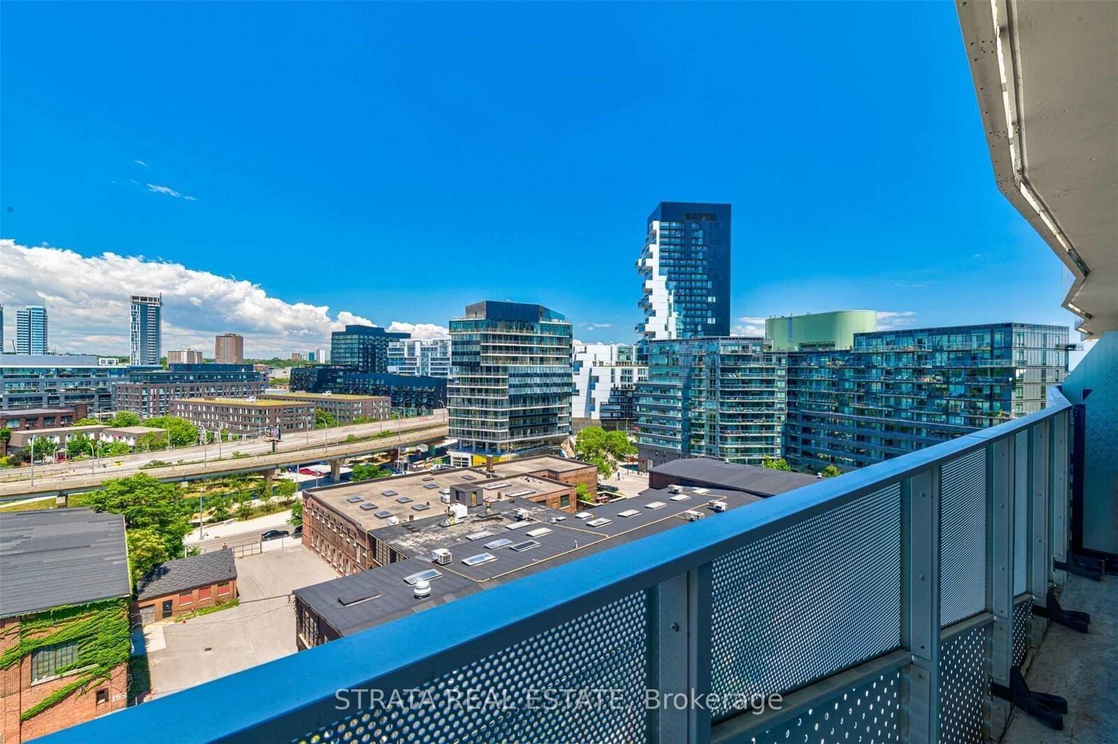 Property Photo:  60 Tannery Road 1115  ON M5A 0S8 