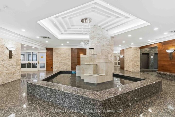 Property Photo:  7805 Bayview Avenue 223  ON L3T 7N1 