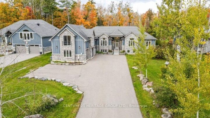 Property Photo: 3500 Crescent Harbour Road ON L9S 2Y8