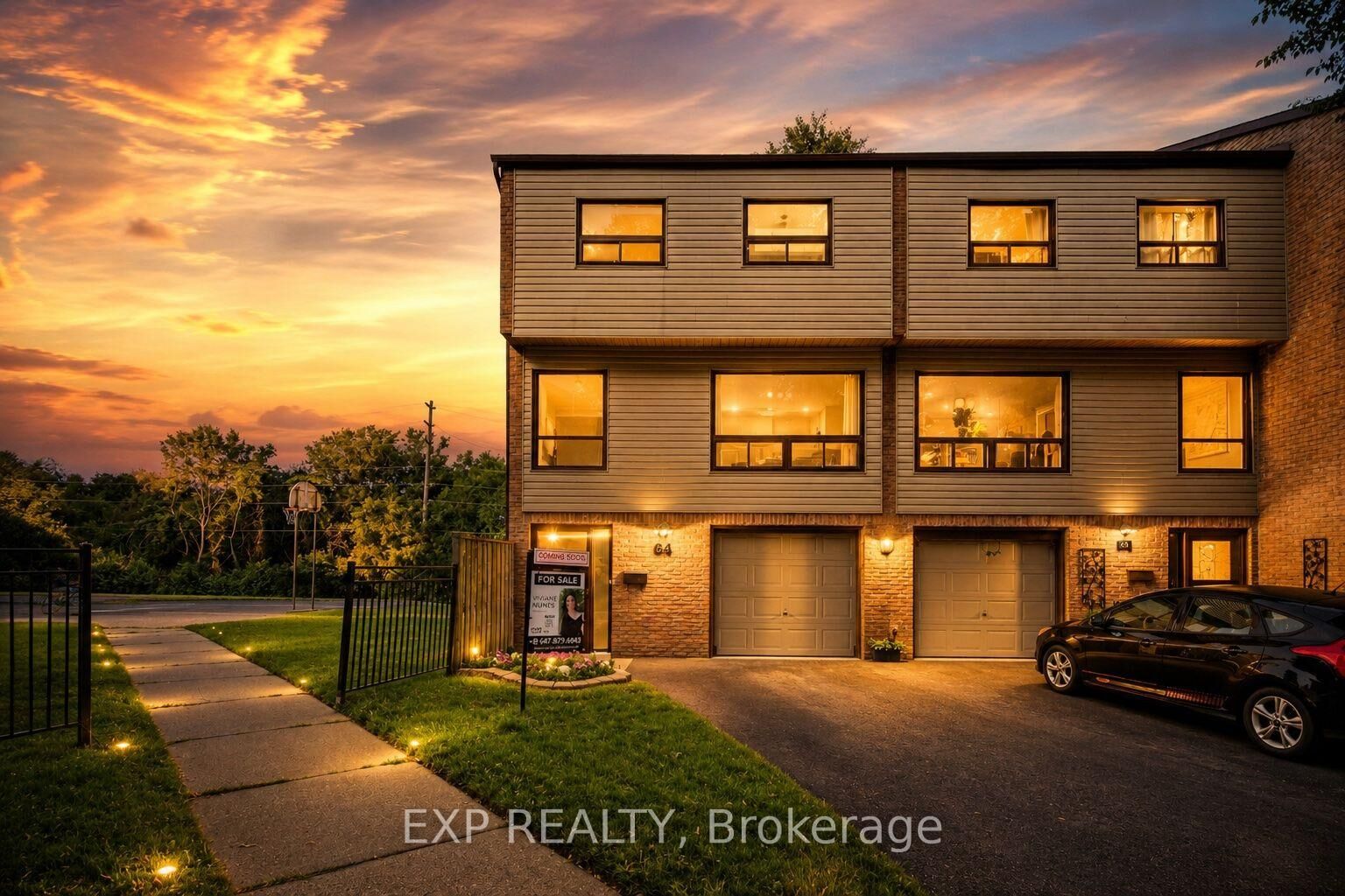 Property Photo:  64 Parklane Circle  ON L1C 3V9 