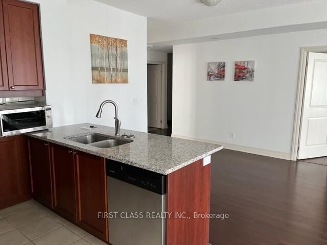 Property Photo:  8130 Birchmount Road 809  ON L6G 0E3 