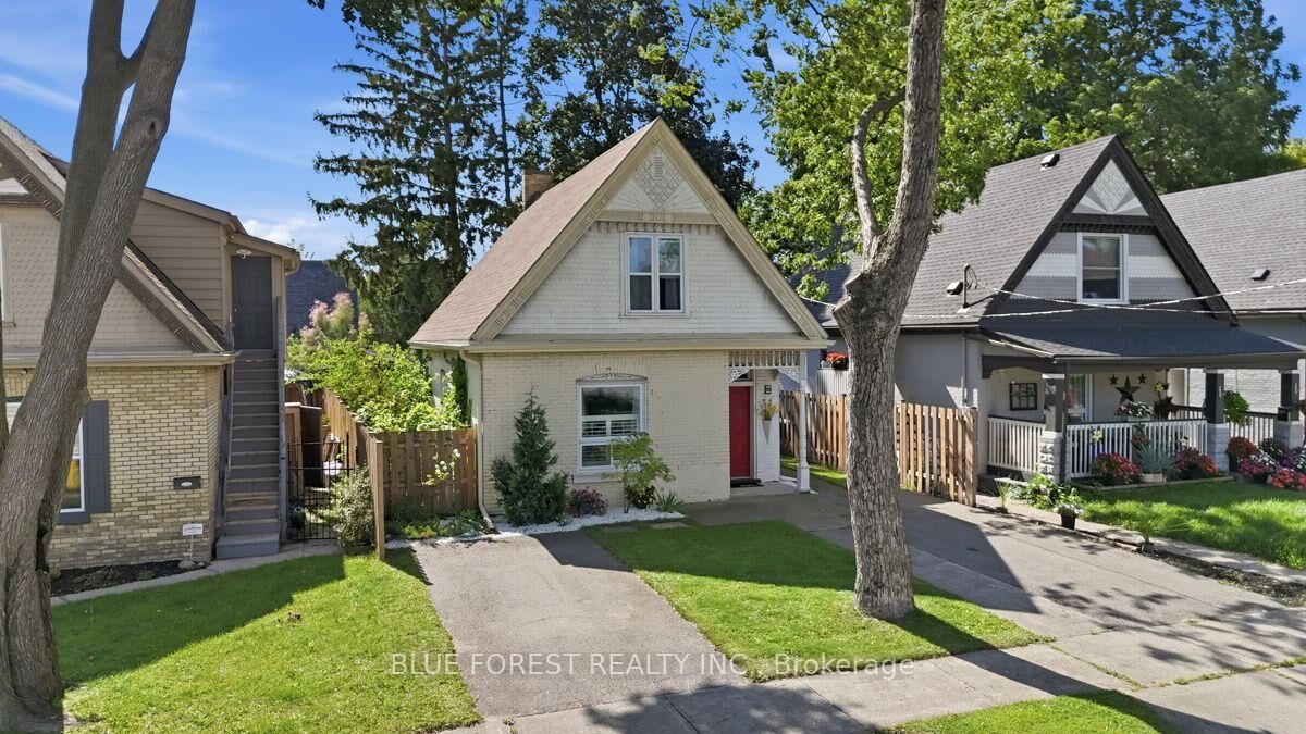 Property Photo:  3 Marmora Street  ON N5Z 1Z4 