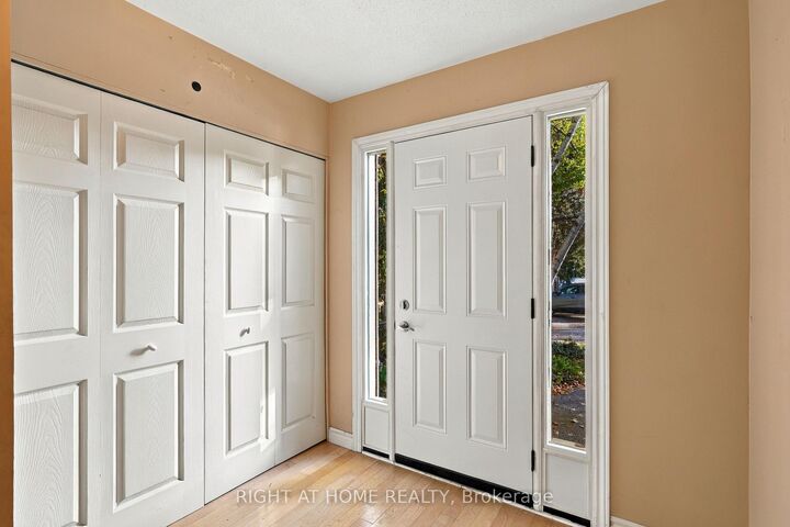 Property Photo:  428 Wilkins Street  ON N6C 5B2 