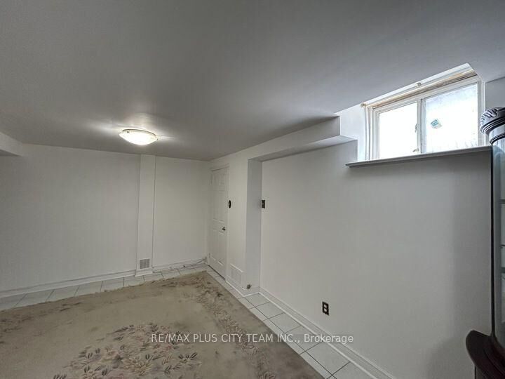 Property Photo:  45 Jimston Drive Bsmt  ON L3R 6R7 