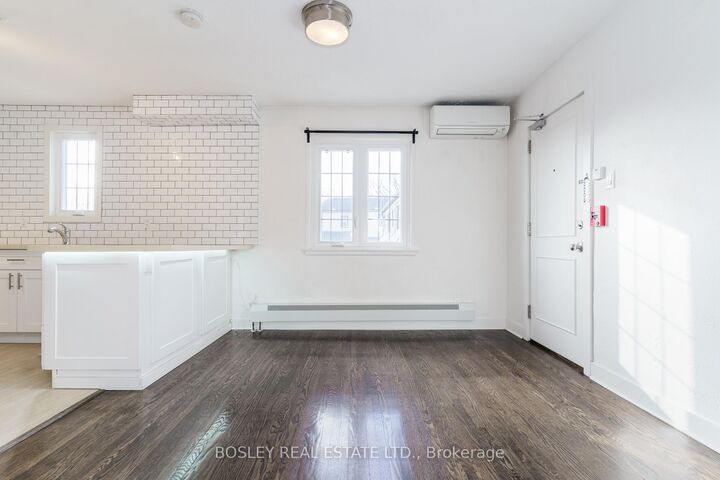 Property Photo:  308 S Kingsway Road 5  ON M6S 3T9 