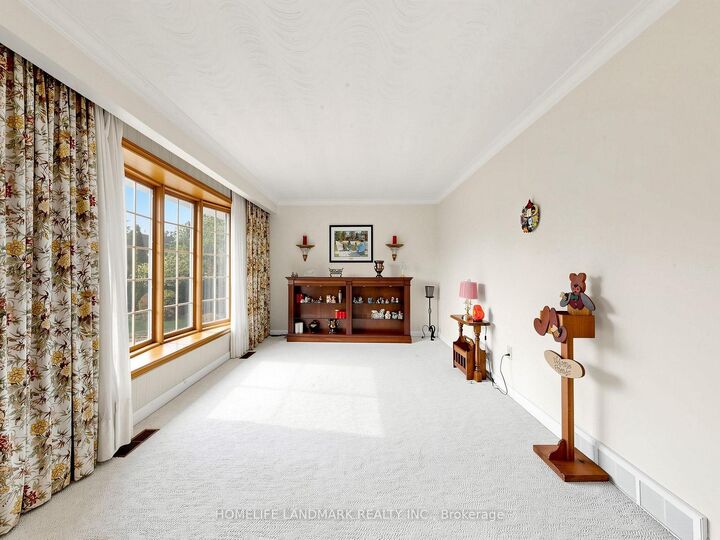 Property Photo:  85 Patricia Drive  ON L7B 1H5 
