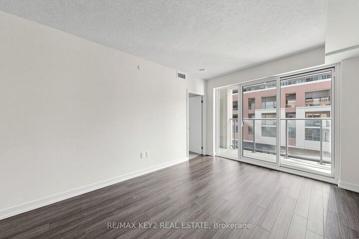 Property Photo: 4010 Eglinton Avenue W 312 ON M9A 0G5