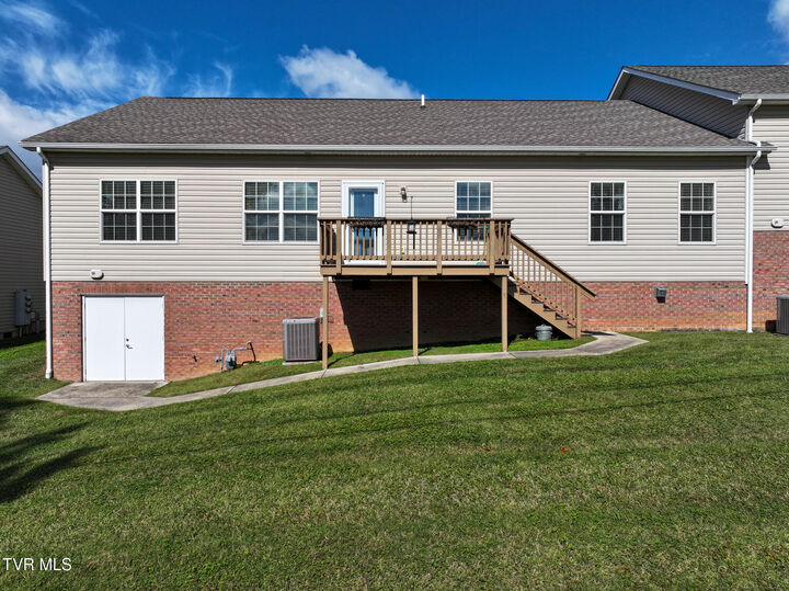 Property Photo: 128 Southridge Drive 128 TN 37743