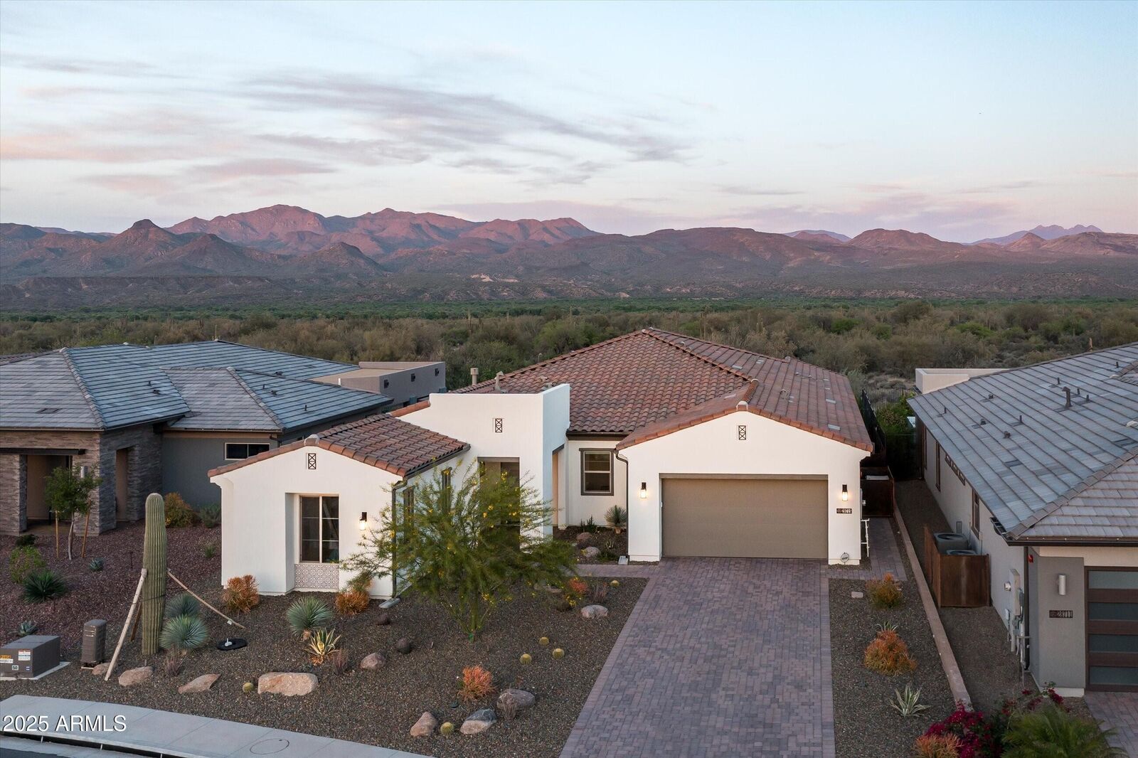 Property Photo: 28715 N Marshall Gulch Court AZ 85263