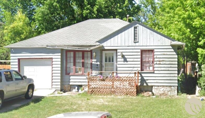 Property Photo:  323 Burlington Avenue  MT 59101 