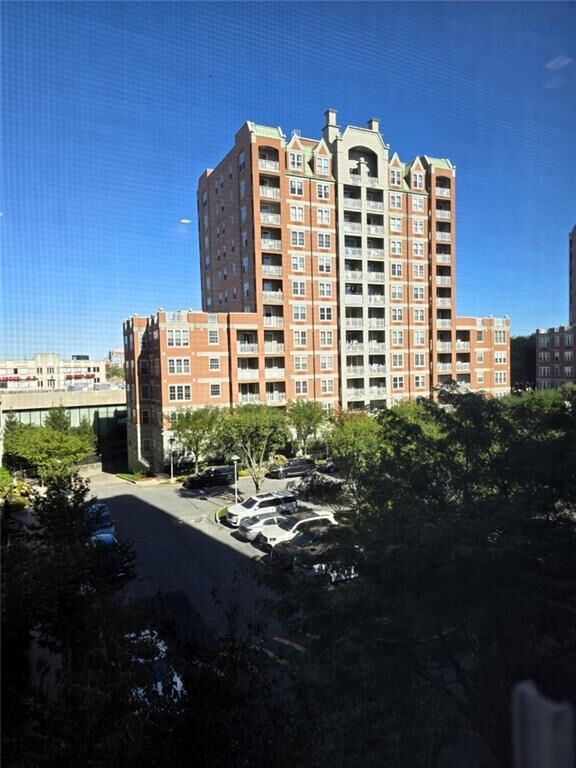 Property Photo:  60 Oceana Dr West 4A  NY 11235 
