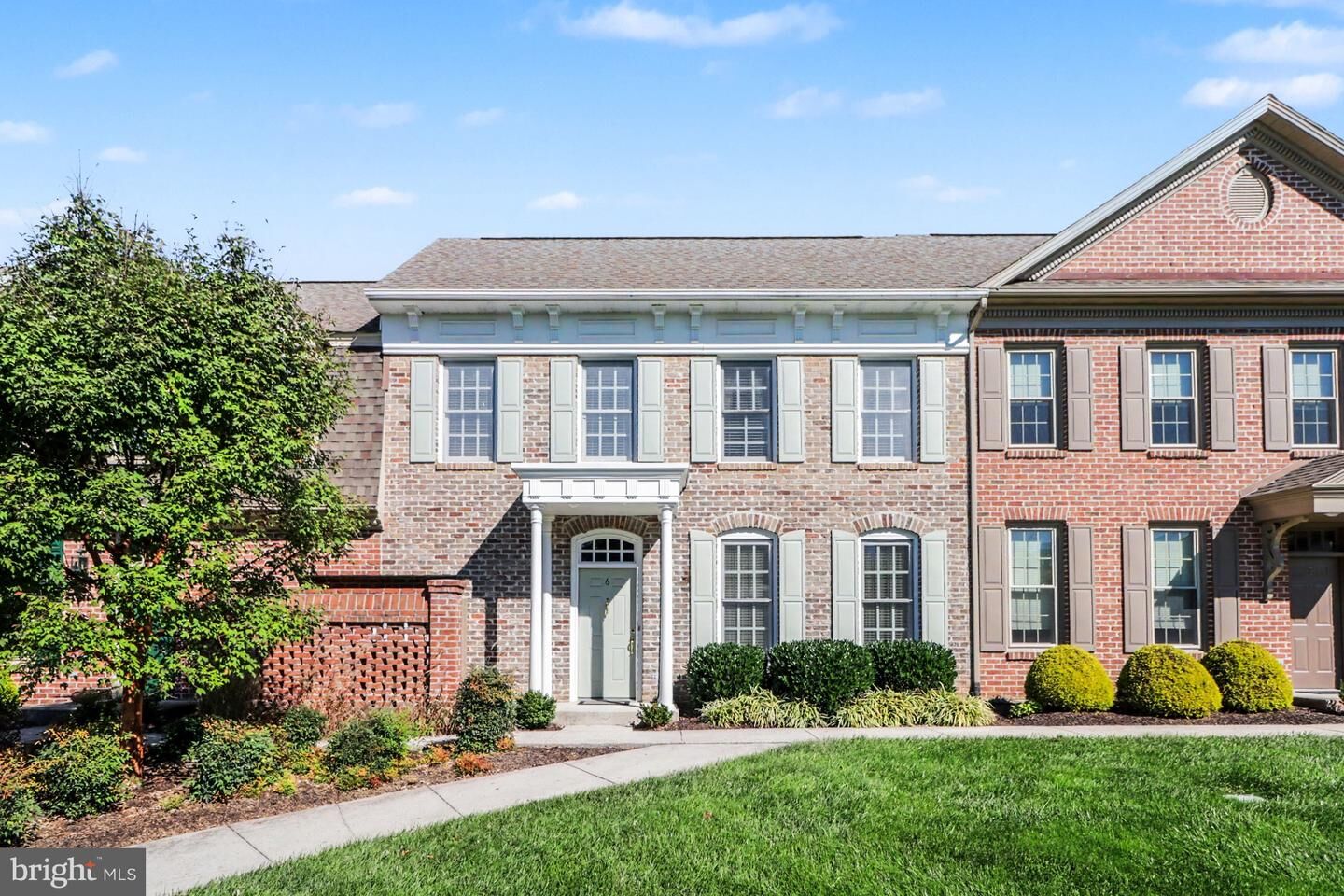 Property Photo:  6 Devonshire Square  PA 17050 