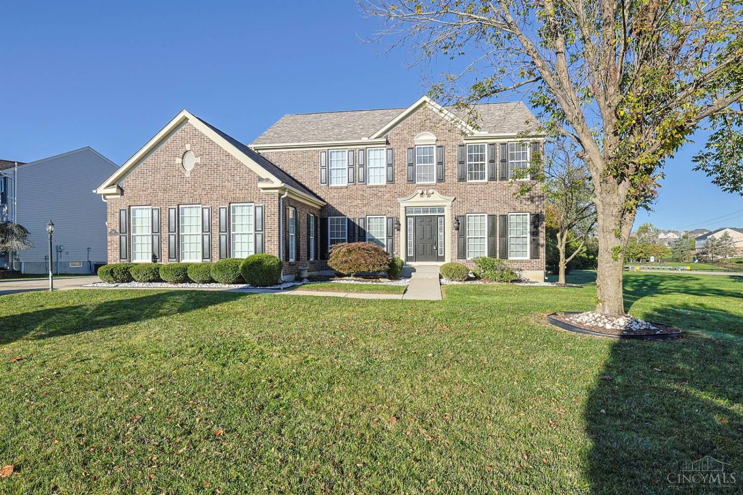 Property Photo: 5413 Woodmansee Way OH 45011