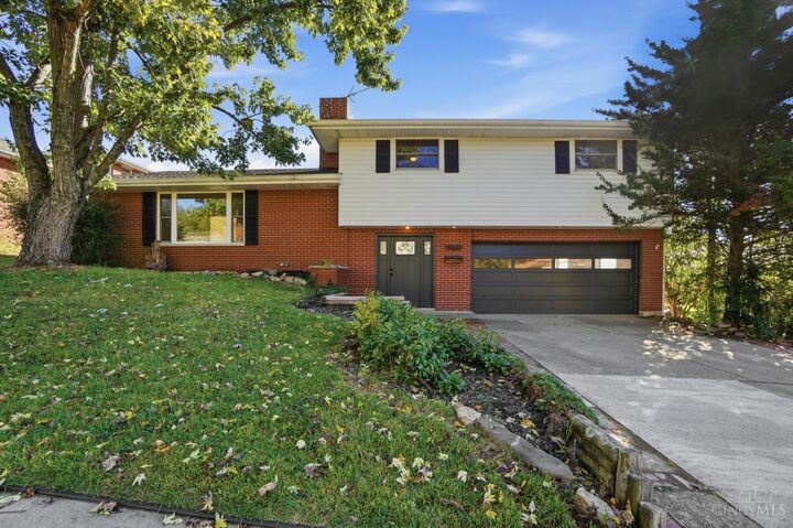Property Photo:  1192 Cadillac Drive  OH 45013 