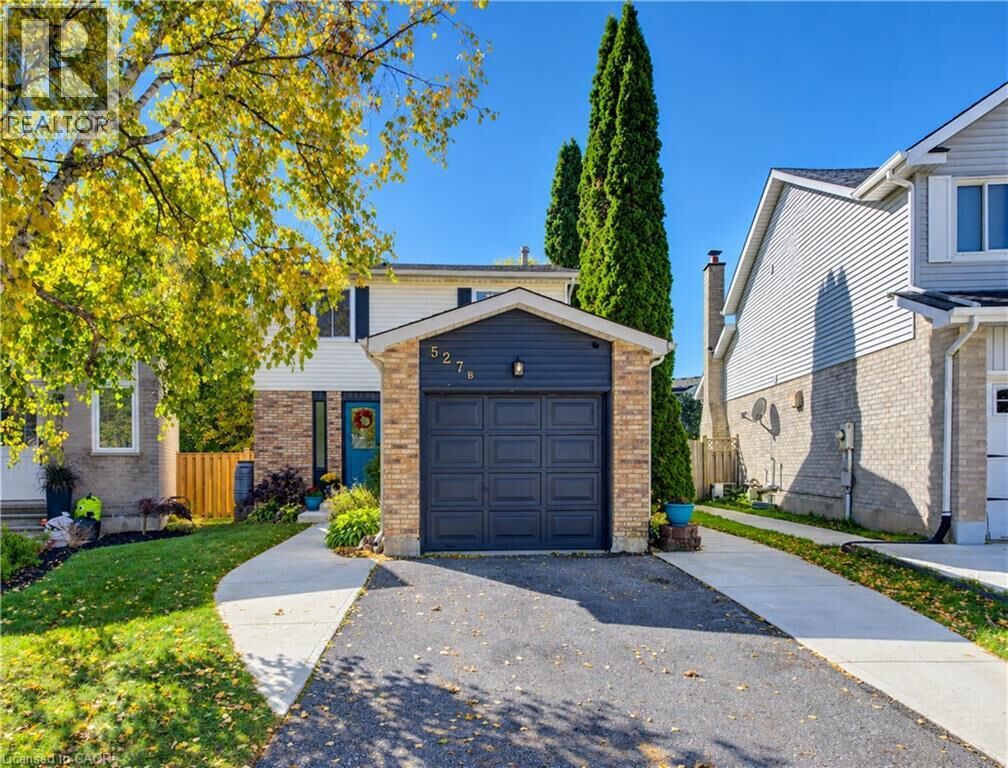 Property Photo:  527 Rosemeadow Crescent  ON N2T 1Z9 