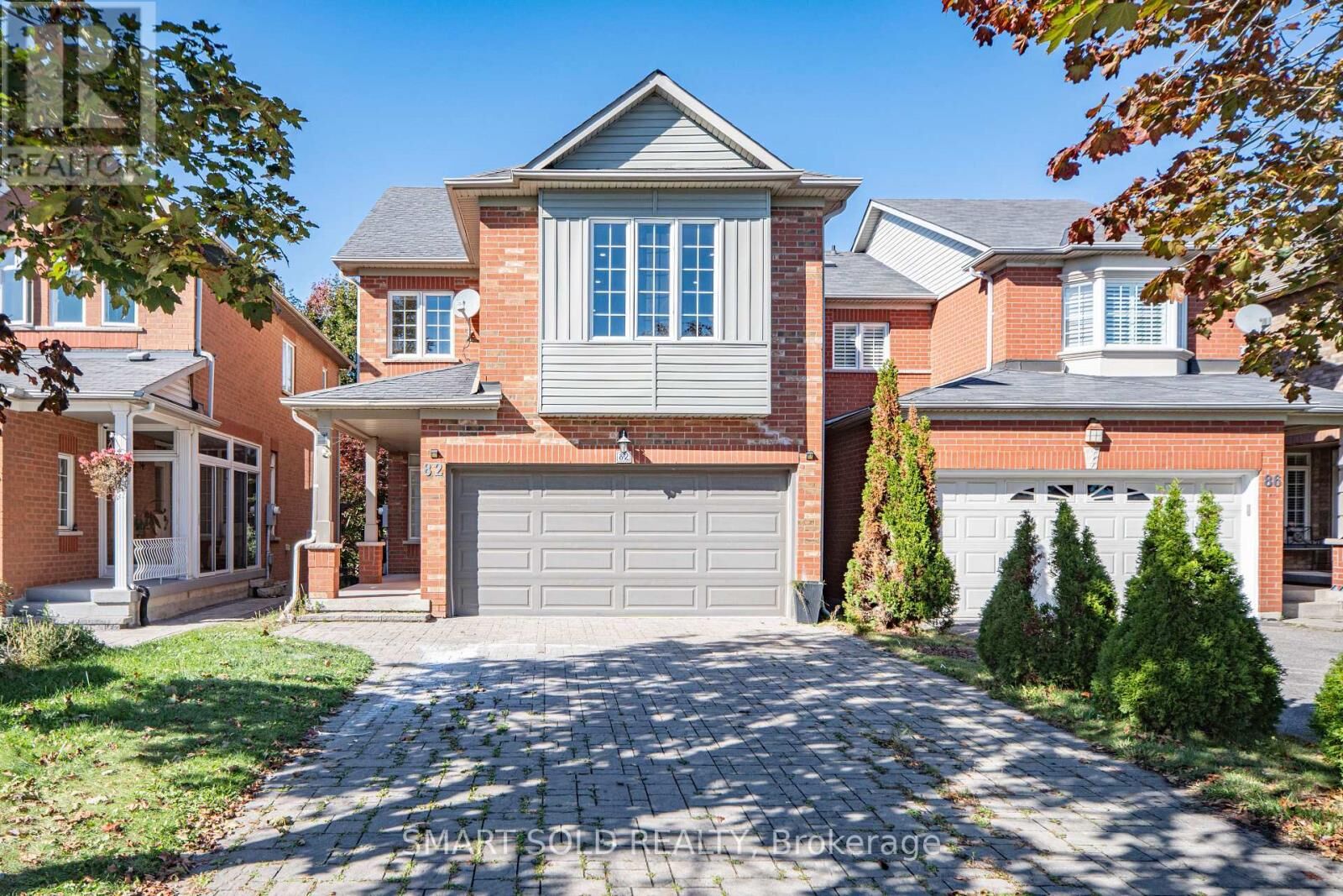 Property Photo: 82 Ballymore Drive ON L4G 7E6