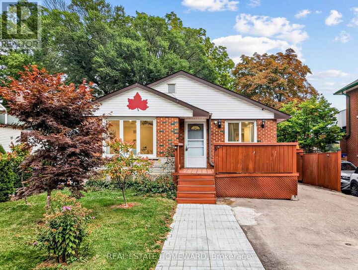 Property Photo:  621 Byron Street South  ON L1N 4R6 