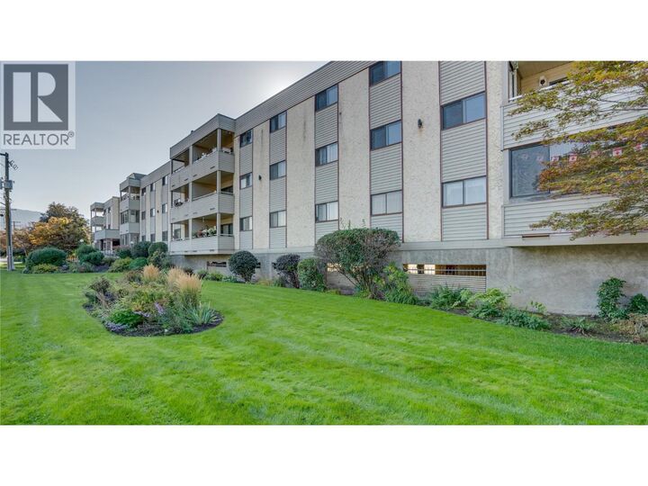Photo de la propriété:  3608 27 Avenue 105  BC V1T 1S4 