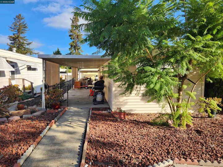 Property Photo:  2171 Dalis Drive 0112  CA 94520 