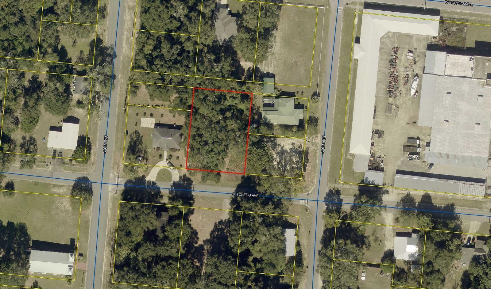Property Photo: 96 W Toledo Avenue FL 32433