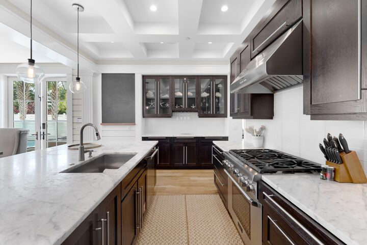 Property Photo: 123 E Kingston Road FL 32461