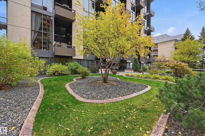 Property Photo: 10045 118 Street NW 407 AB T5K 2K2