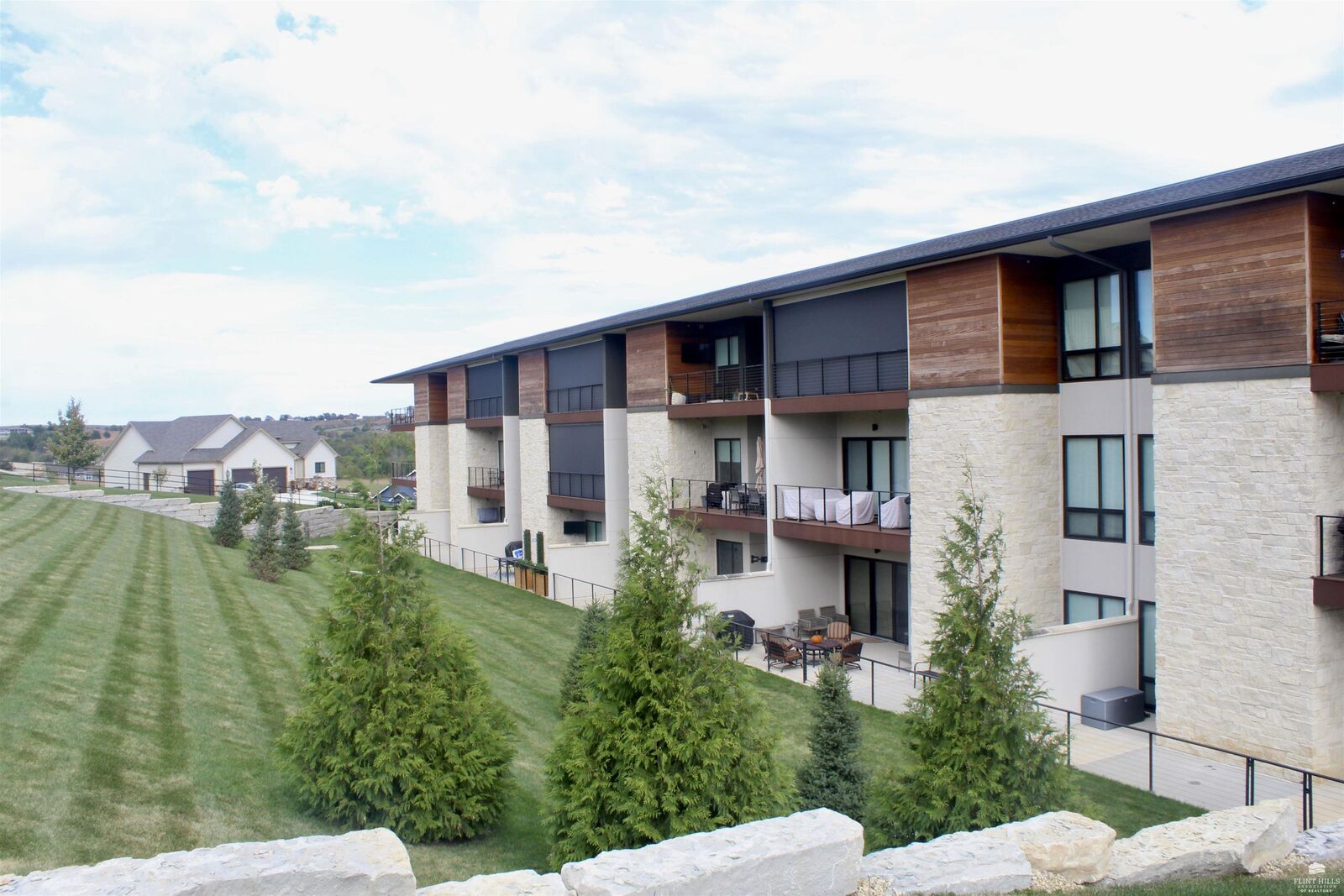 Property Photo:  3010 Fieldhouse  #103 Circle  KS 66503 
