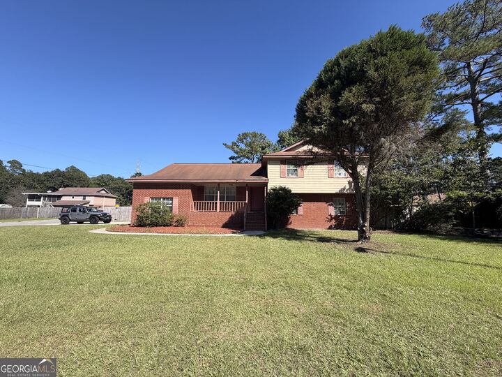 Property Photo:  701 Charlotte Court  GA 31313 