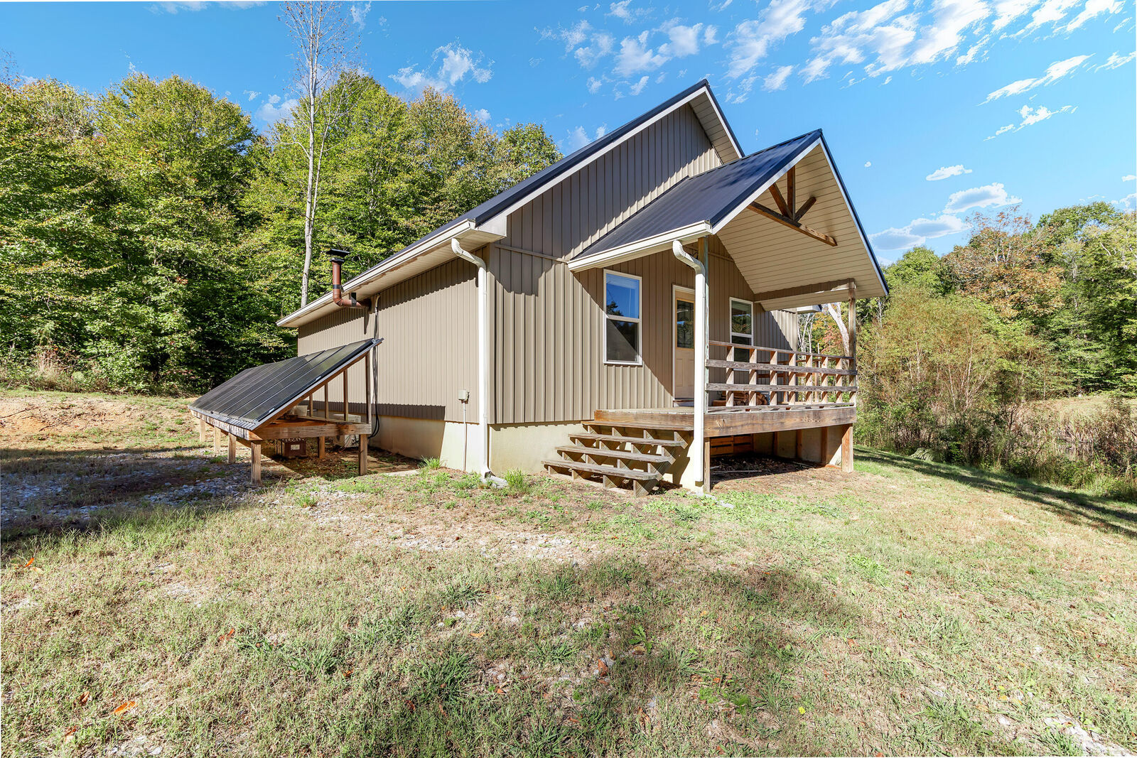 Property Photo:  544 County Road 105  TN 37303 