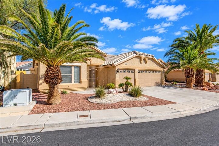 Property Photo: 1036 Dodger Blue Avenue NV 89123