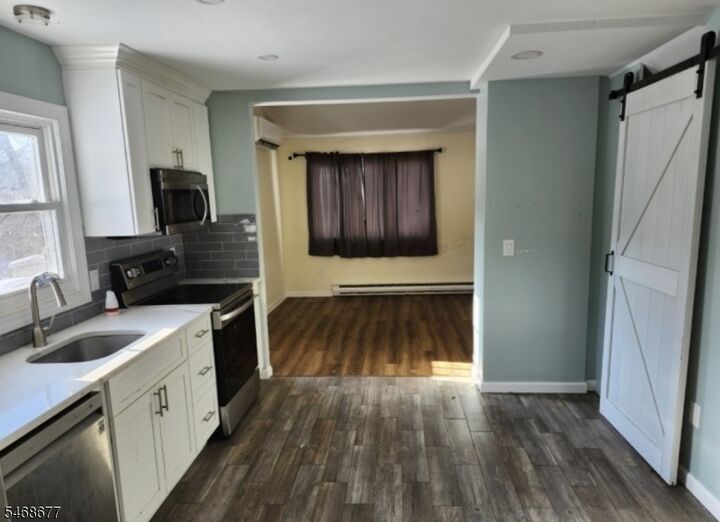 Property Photo:  18 Mountainside Dr  NJ 07461 