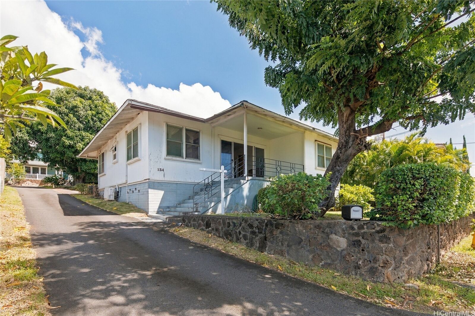 Property Photo:  134 Bates Street  HI 96817 