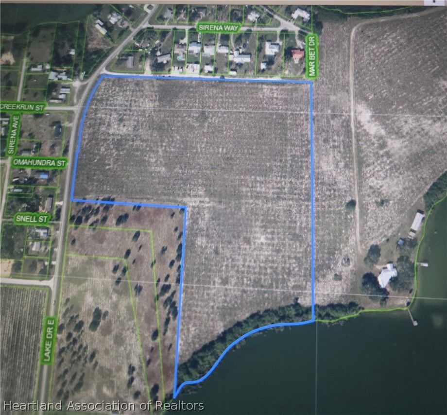 Property Photo:  1100 US 27 Highway S  FL 33852 